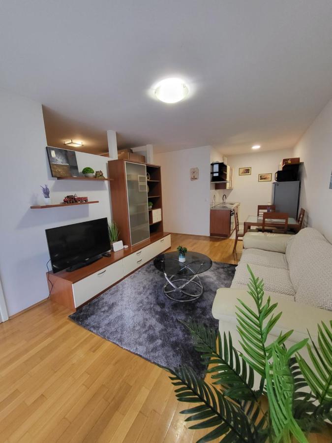 Apartment Tonci Vrbani Ζάγκρεμπ Εξωτερικό φωτογραφία